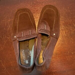 🤎👞AEROSOLES Women’s Dark Brown Suede Loafers